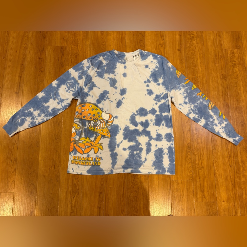 Disney Alice in Wonderland Blue and White Tie-Dye Long Sleeve Tee